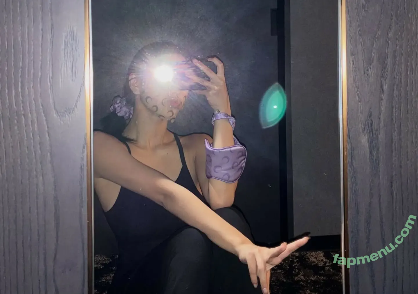 KissLife nude photo #0337 (Julie / juliephilia / natty_0530)