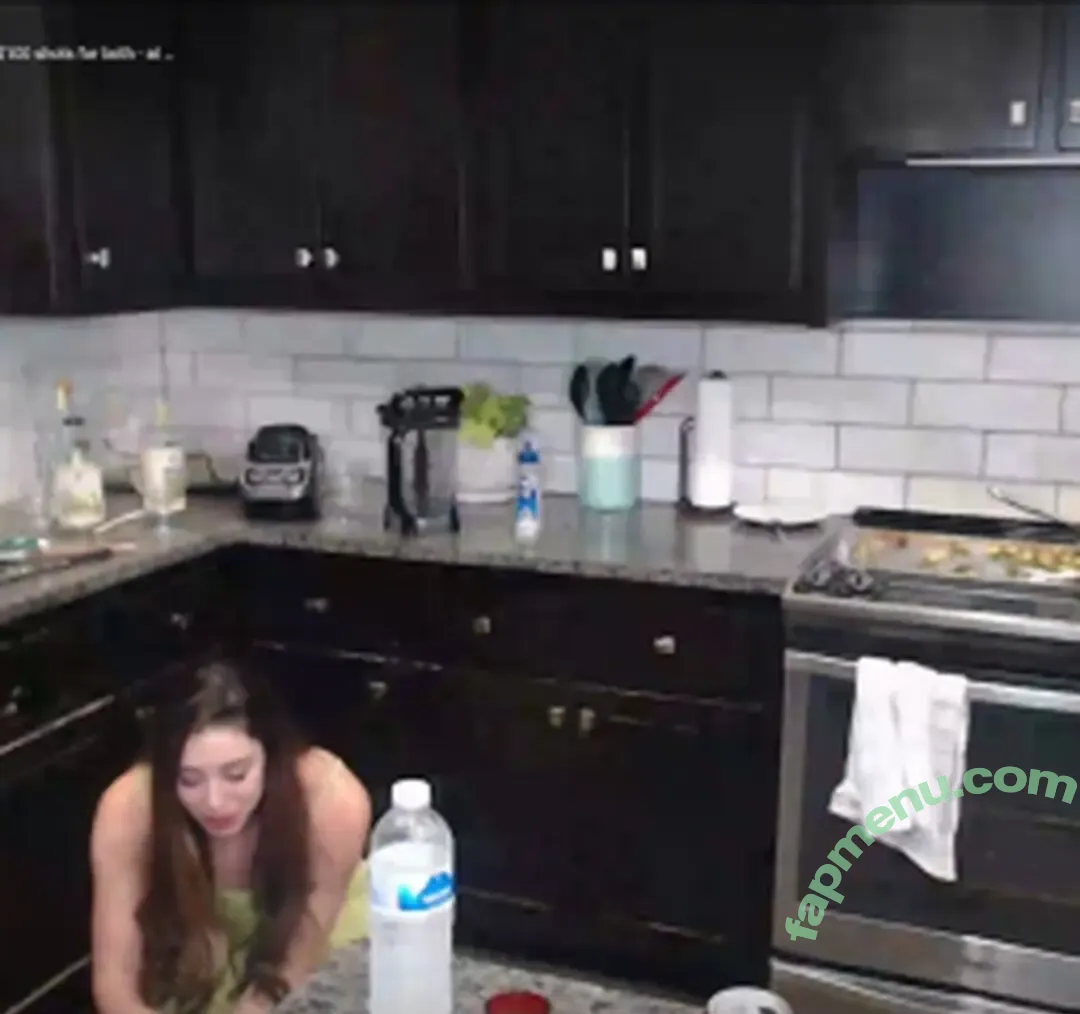 Kitchenwifi nude photo #0057 (luisaofit)