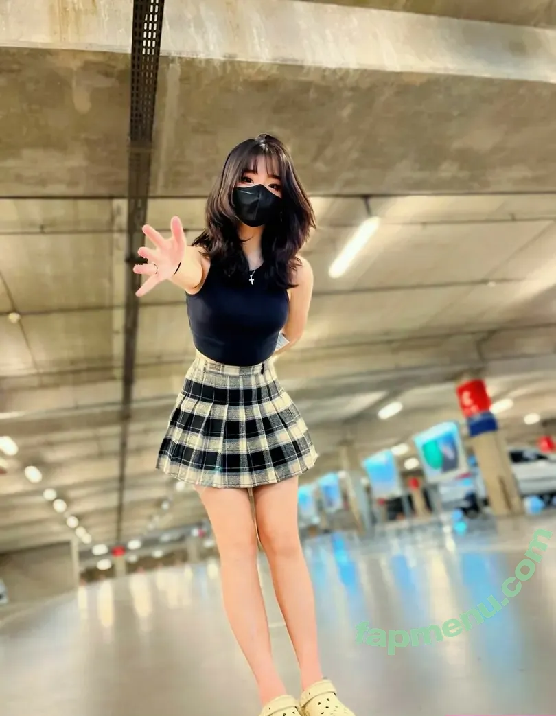 Kitsune nude photo #0174 (Kitsunekk / kitsunee.___ / lustful_modest)