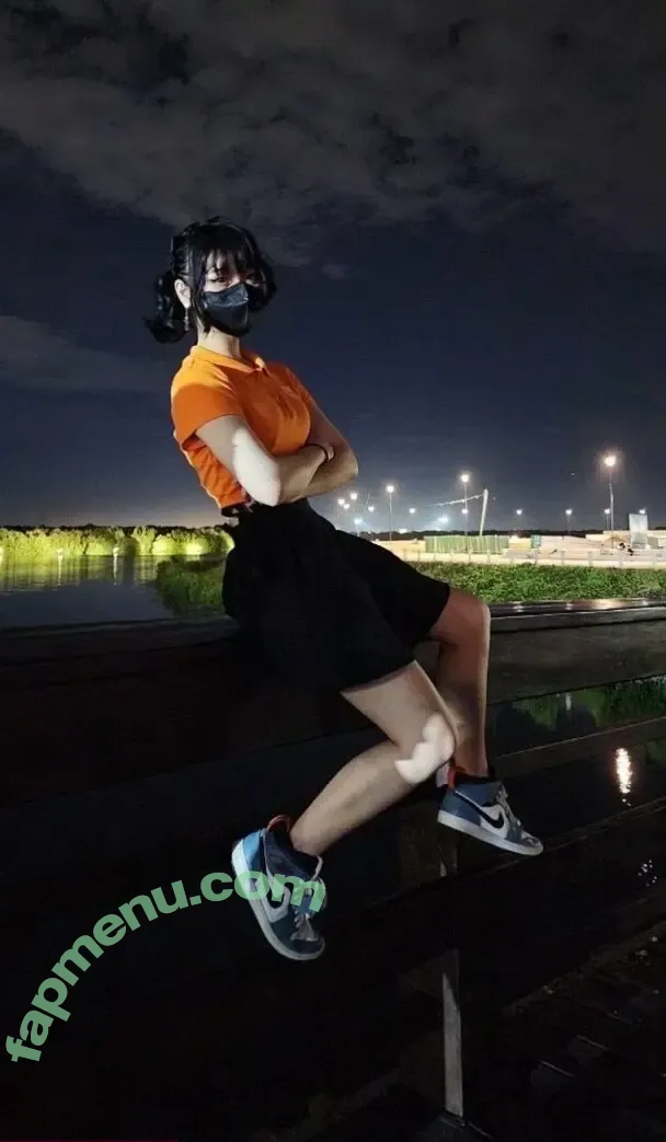 Kitsune nude photo #0204 (Kitsunekk / kitsunee.___ / lustful_modest)