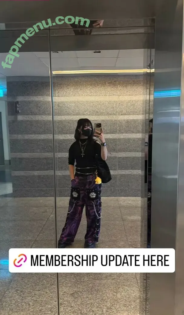 Kitsune nude photo #0225 (Kitsunekk / kitsunee.___ / lustful_modest)