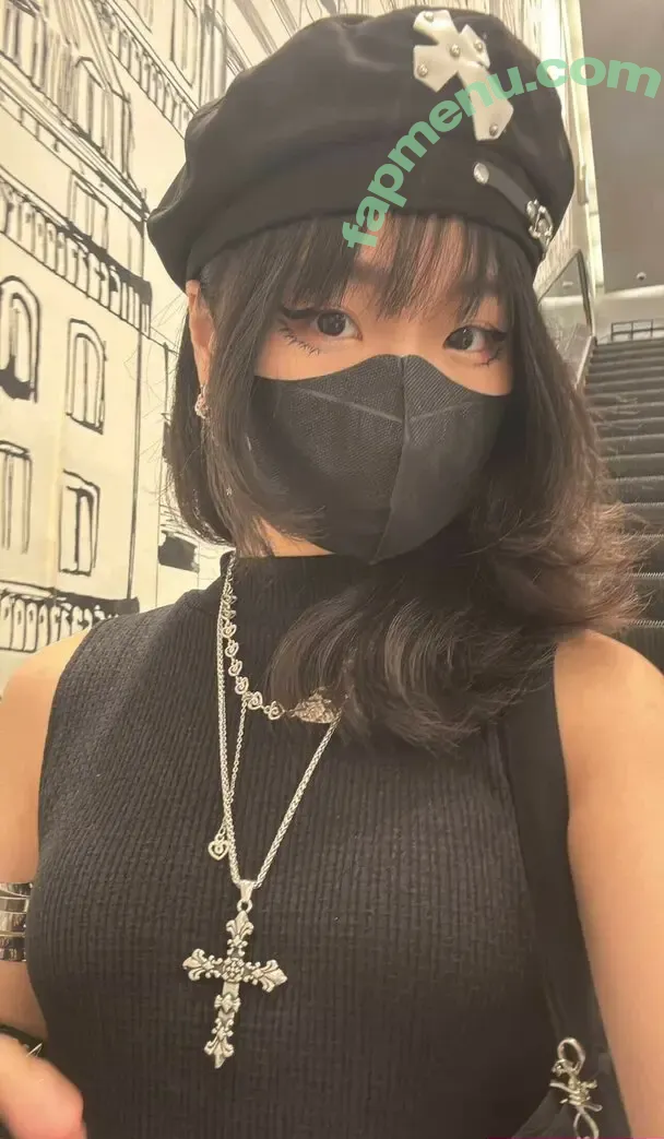 Kitsune nude photo #0240 (Kitsunekk / kitsunee.___ / lustful_modest)