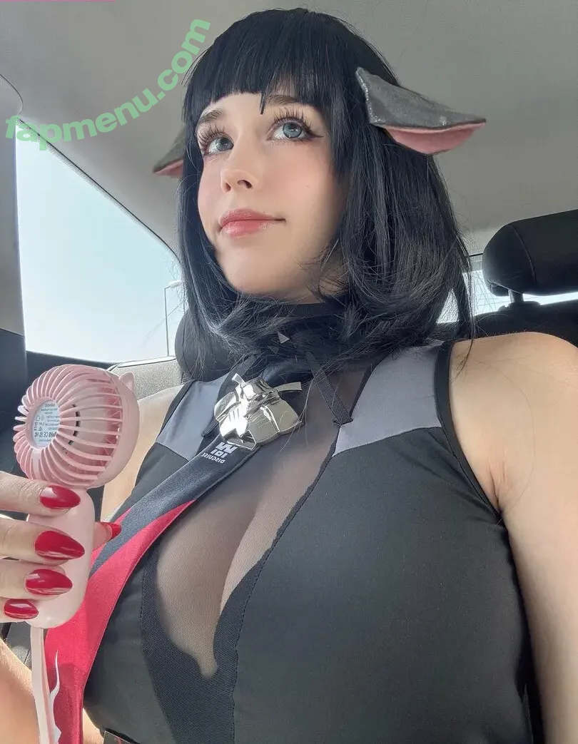 Kitsunedere nude photo #0021 (Kitsunedereee)
