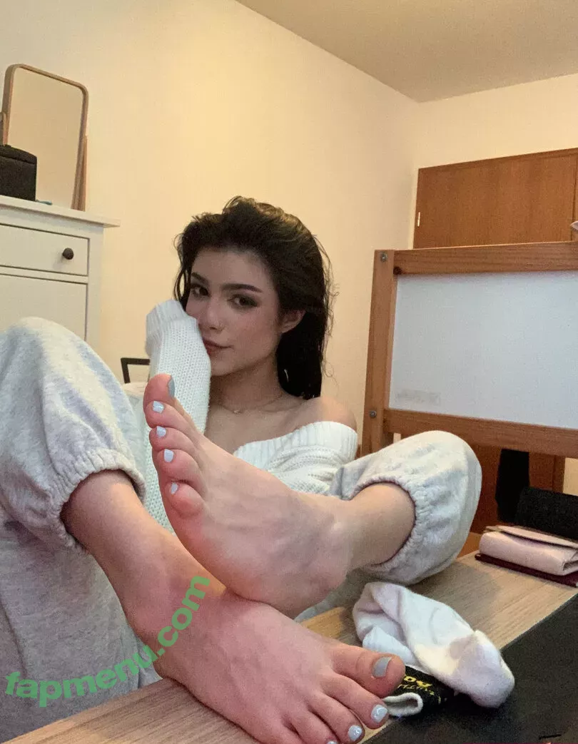 kitsunematic nude photo #0274 (adestoesx / adestoex)