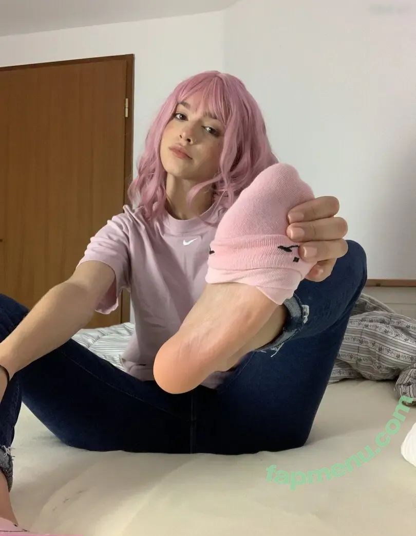 Kitsvnematic nude photo #0094 (kitsunemvtic)