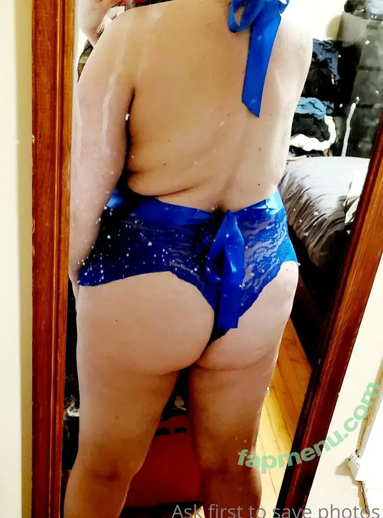 kitten-lunae-lumen nude photo #0011 (lumenskitten)