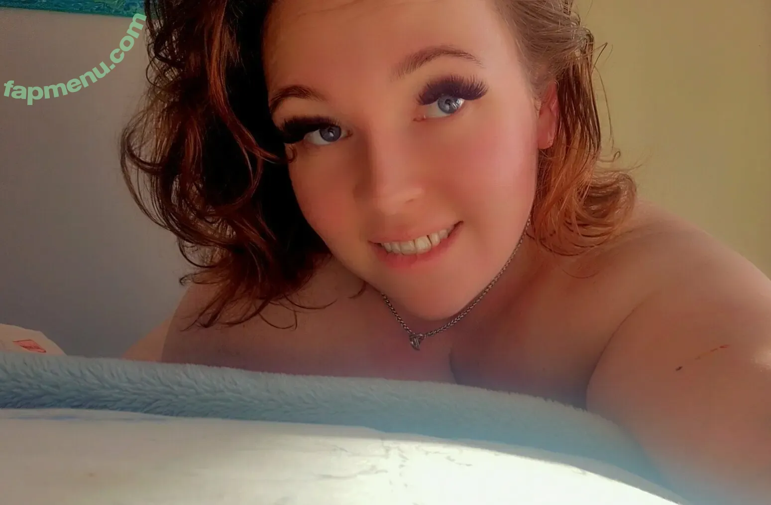 kittenslovelyvips nude photo #0005 (reel)