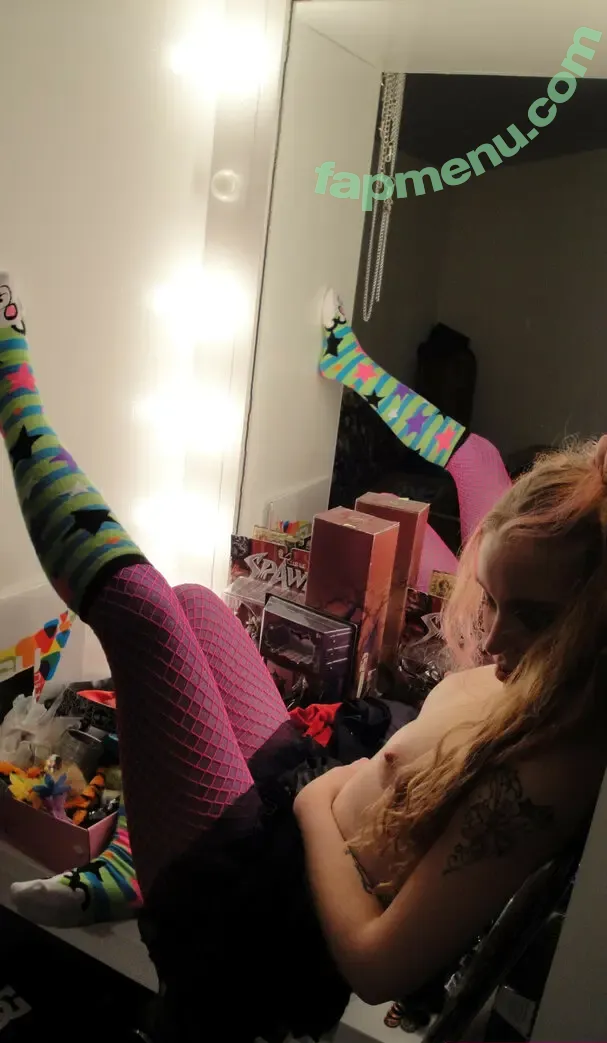 KittenxNightmare nude photo #0026 (Kittenxnig63757)