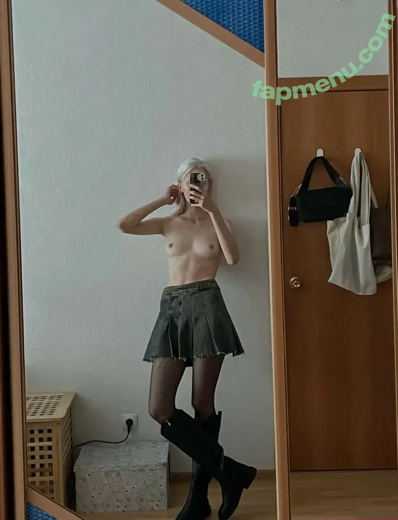 kittenyanya nude photo #0074 (kittentanya)