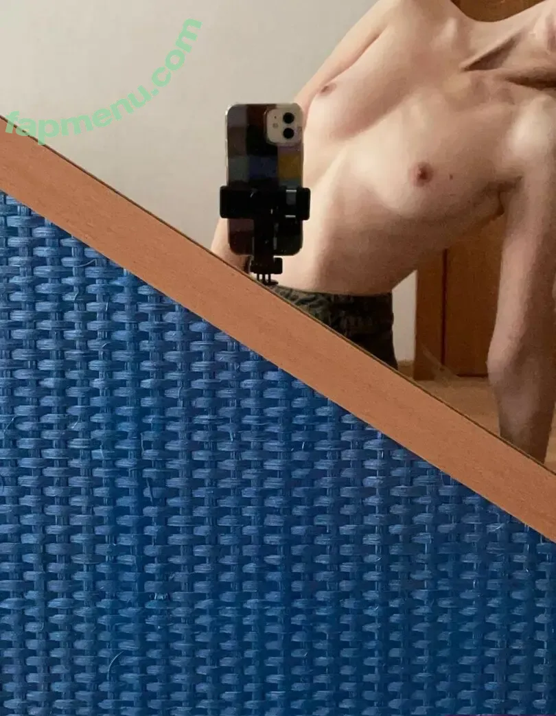 kittenyanya nude photo #0108 (kittentanya)