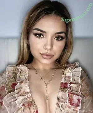  nude photo #0007