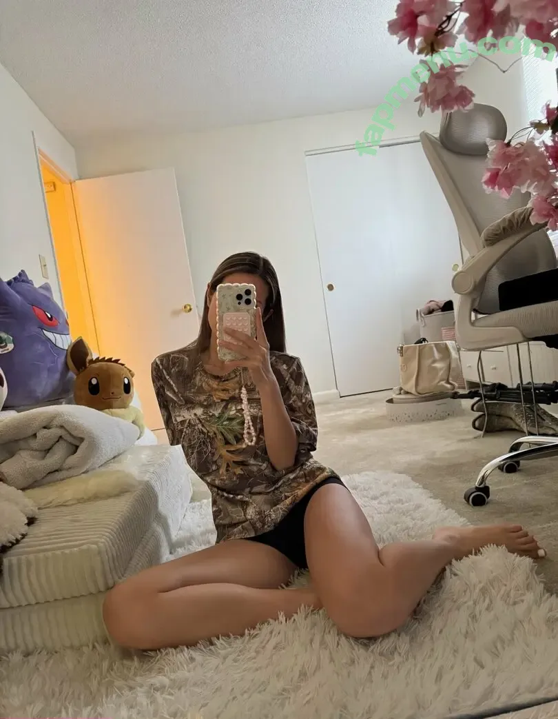 kittiegh nude photo #0004 (kittiegh)