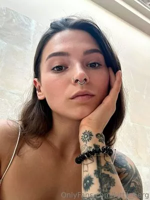 Kitty Berg / kitty_berg / kittyberg nude photo #0376