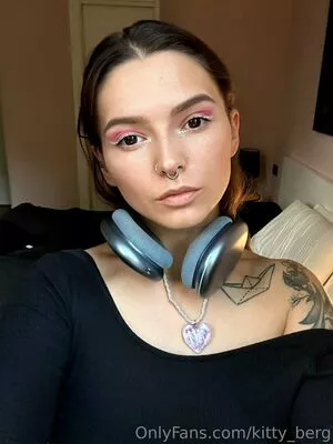 Kitty Berg / kitty_berg / kittyberg nude photo #0553