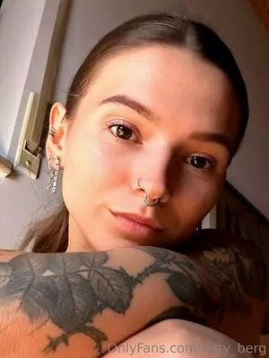 Kitty Berg / kitty_berg / kittyberg nude photo #0734