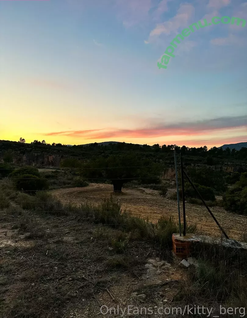 Kitty Berg nude photo #0454 (kitty_berg / kittyberg)