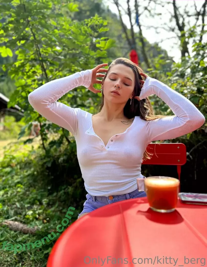 Kitty Berg nude photo #0546 (kitty_berg / kittyberg)