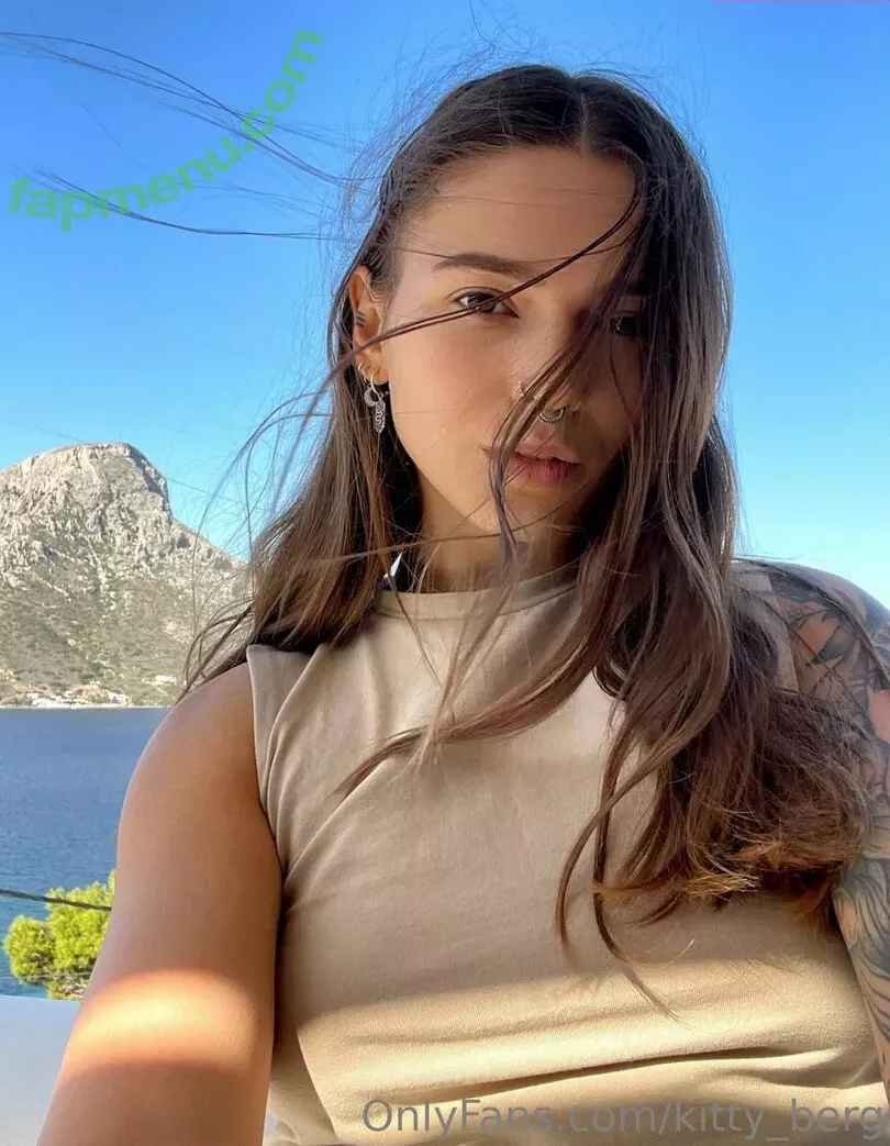 Kitty Berg nude photo #0572 (kitty_berg / kittyberg)