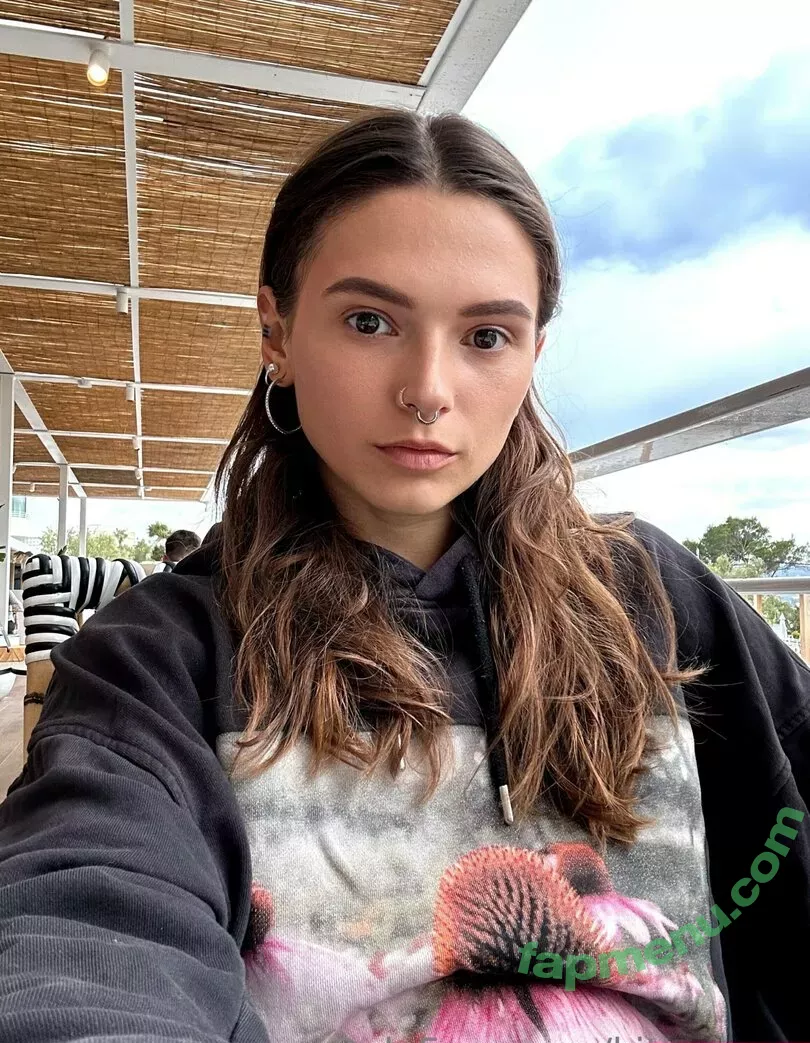 Kitty Berg nude photo #0649 (kitty_berg / kittyberg)