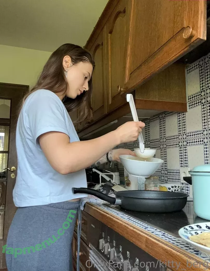 Kitty Berg nude photo #0691 (kitty_berg / kittyberg)