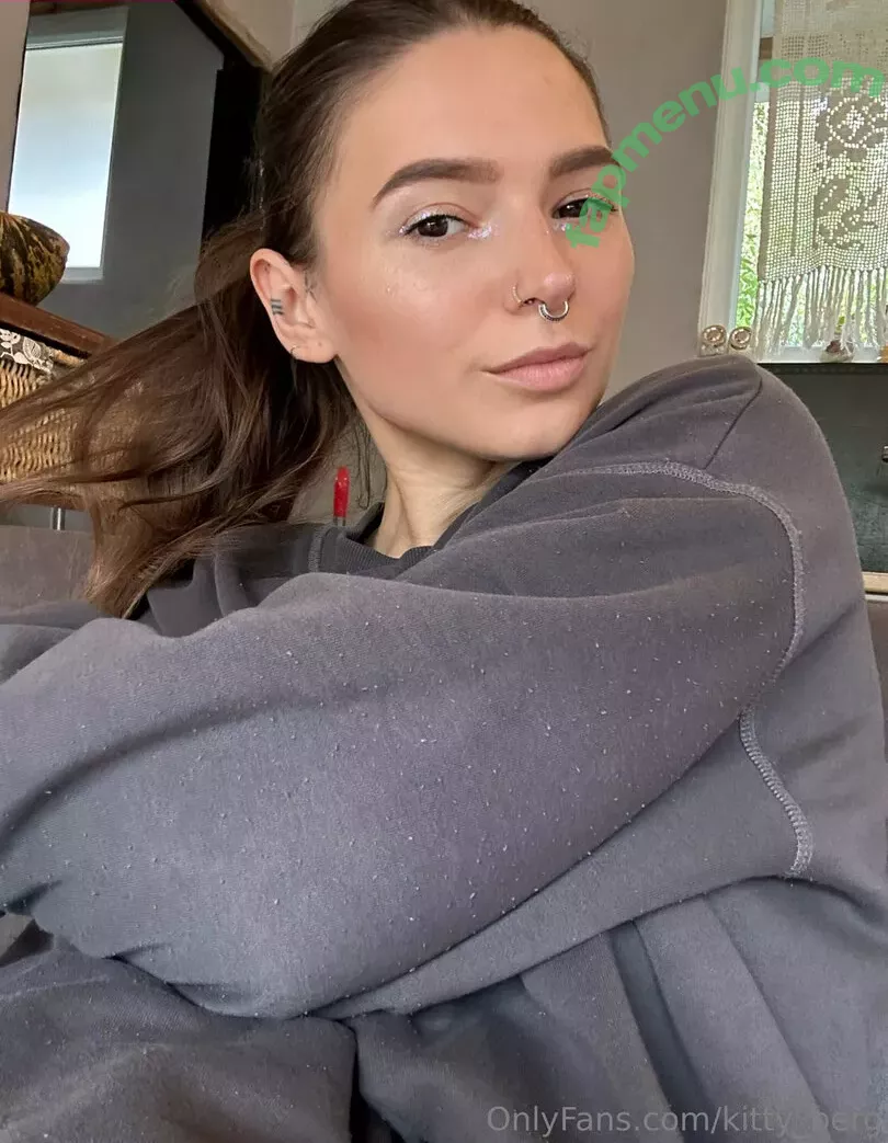 Kitty Berg nude photo #0847 (kitty_berg / kittyberg)