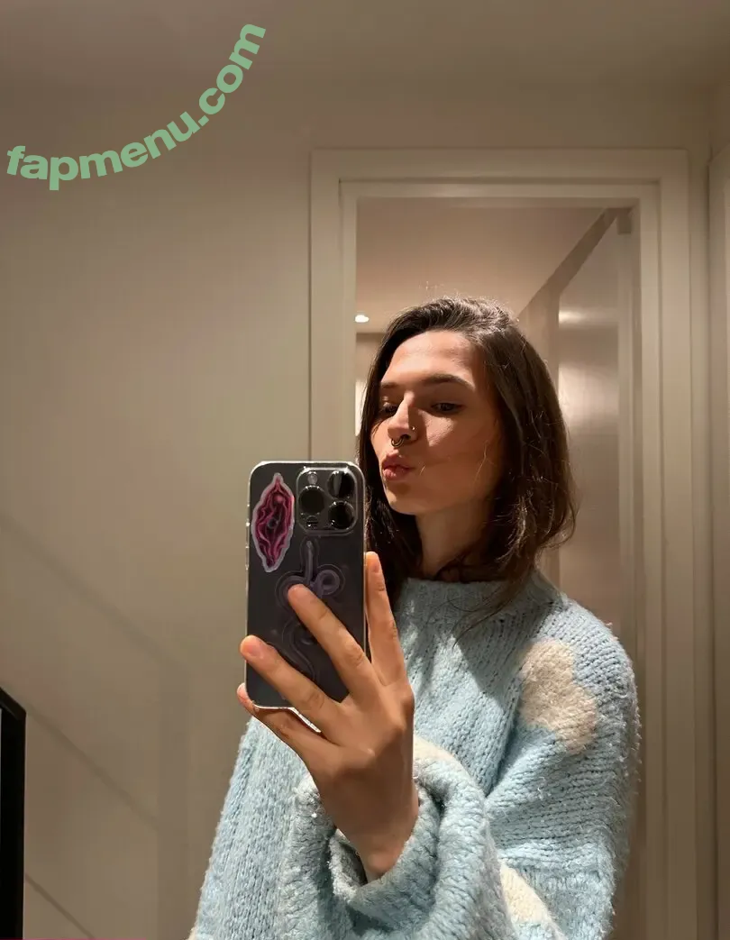 Kitty Berg nude photo #1883 (kitty_berg / kittyberg)