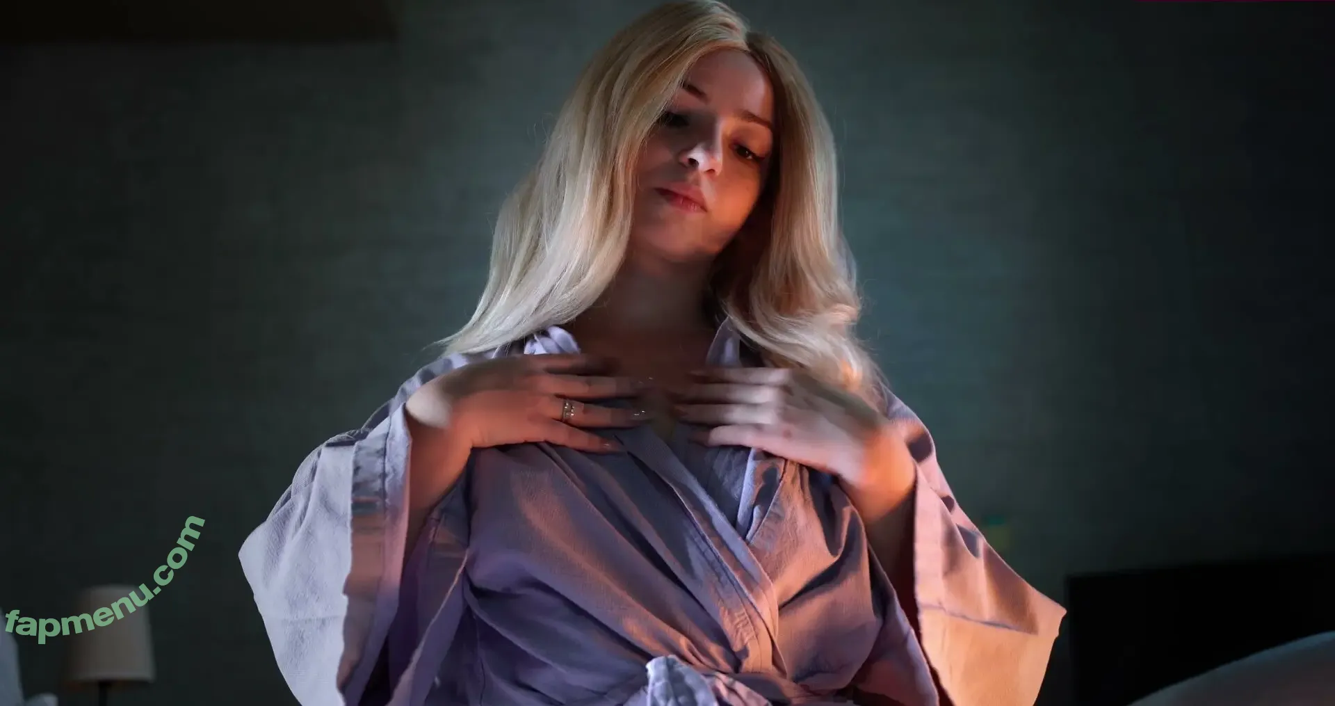 Kitty Cat Helza nude photo #0270 (The SoundsGirls / helzaglass / hlzkittycat)