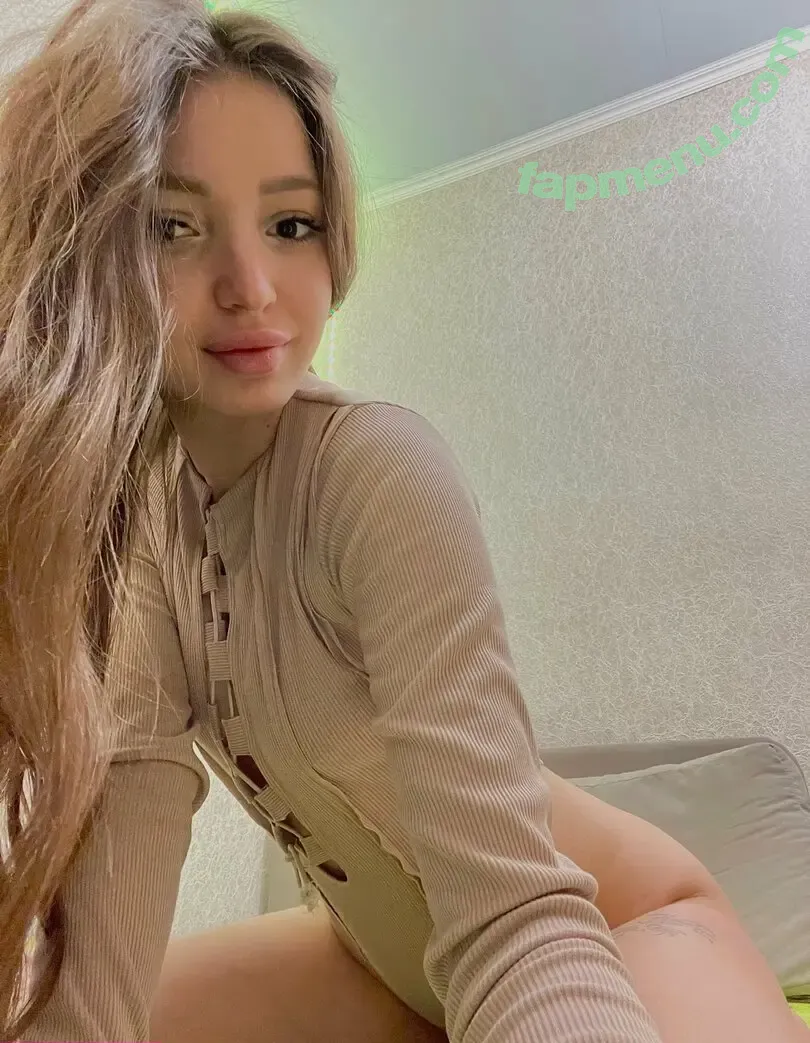 kitty__sophie nude photo #0043 (kitty_sophie / kittysophie.art / kittysophie01)