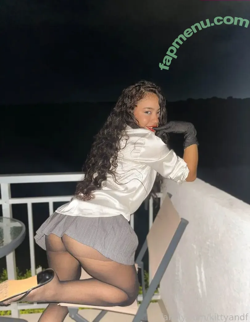 Kittyand nude photo #0025 (kitty_and_vibe / kittyandf)