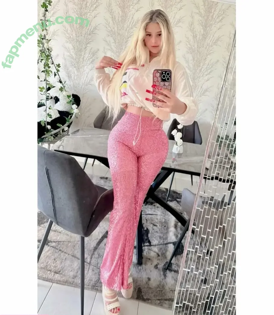 Kittybaboficial nude photo #0022 (babycaroofficial / carolinehorny)