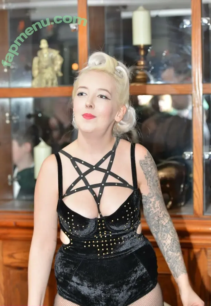 Kittydevereux nude photo #0002 (kittydmarie)