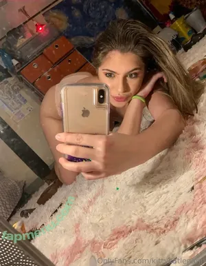  nude photo #0001