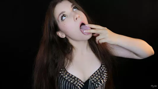 KittyKlaw ASMR / asmr.kittyklaw nude photo #0383