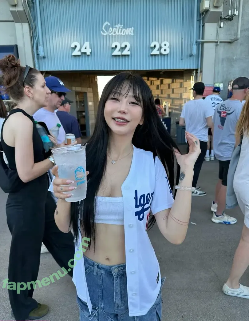 Kittylixo nude photo #0018 (stepsis.lixo)