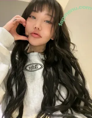 Kittylixo nude photo #0032