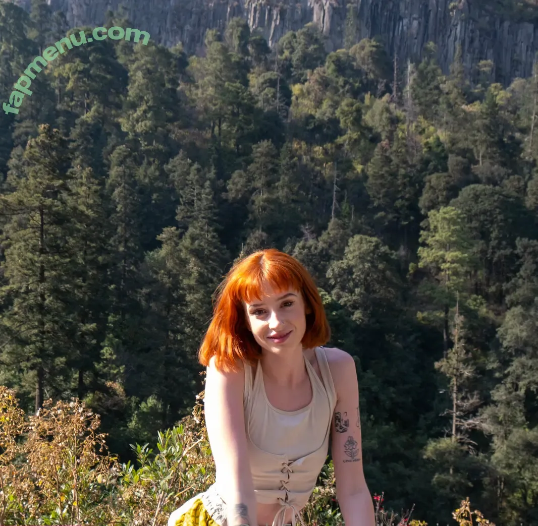 kittynippyhippie nude photo #0010 (littlenippyhippie)