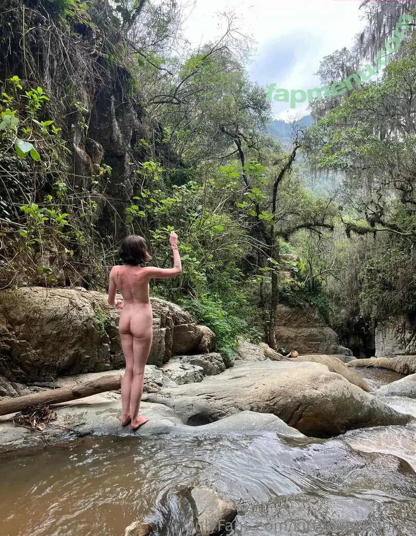 kittynippyhippie nude photo #0031 (littlenippyhippie)