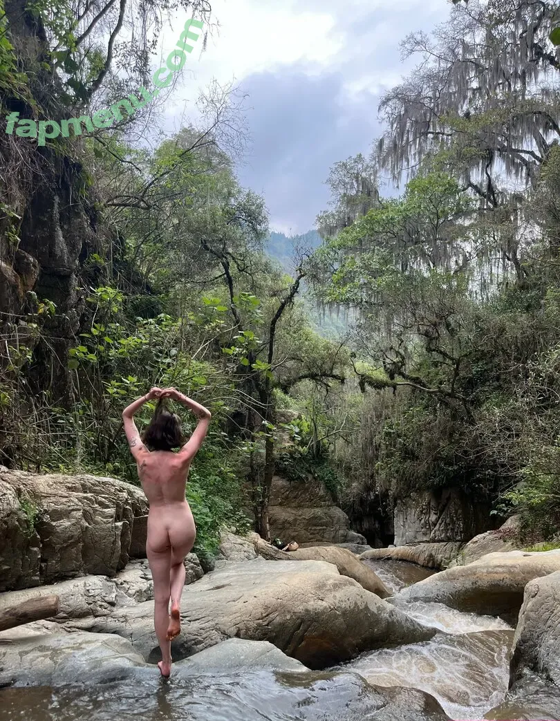 kittynippyhippie nude photo #0032 (littlenippyhippie)