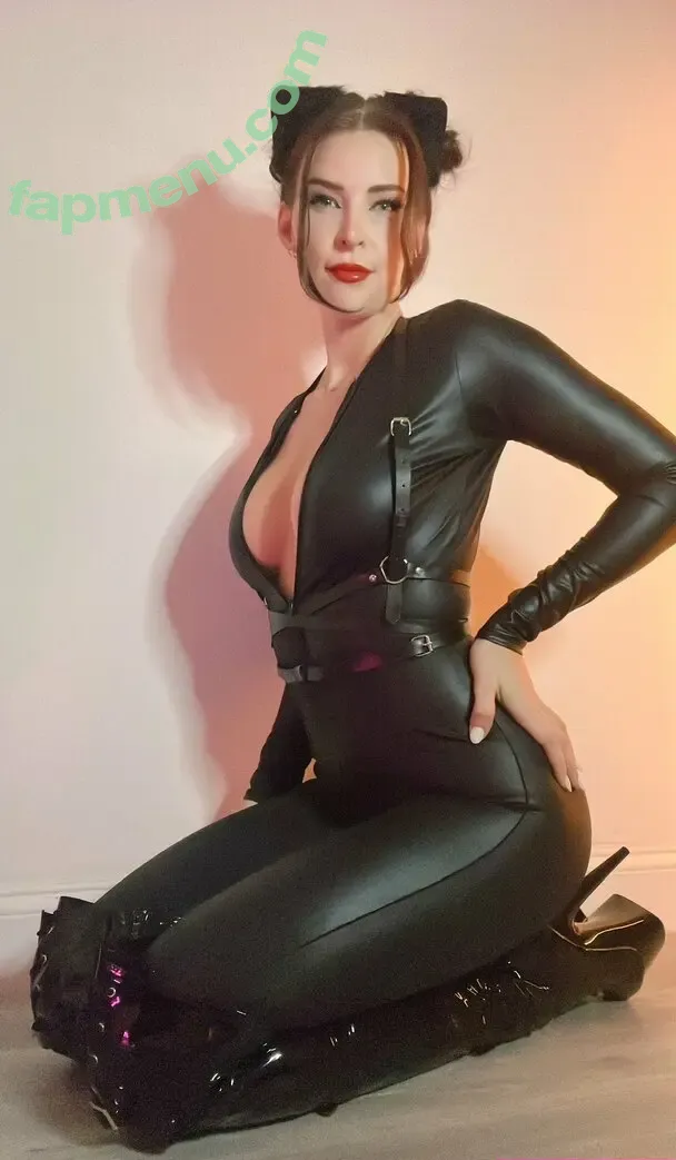 KittyPlays nude photo #0063 (kittyplaysrough)