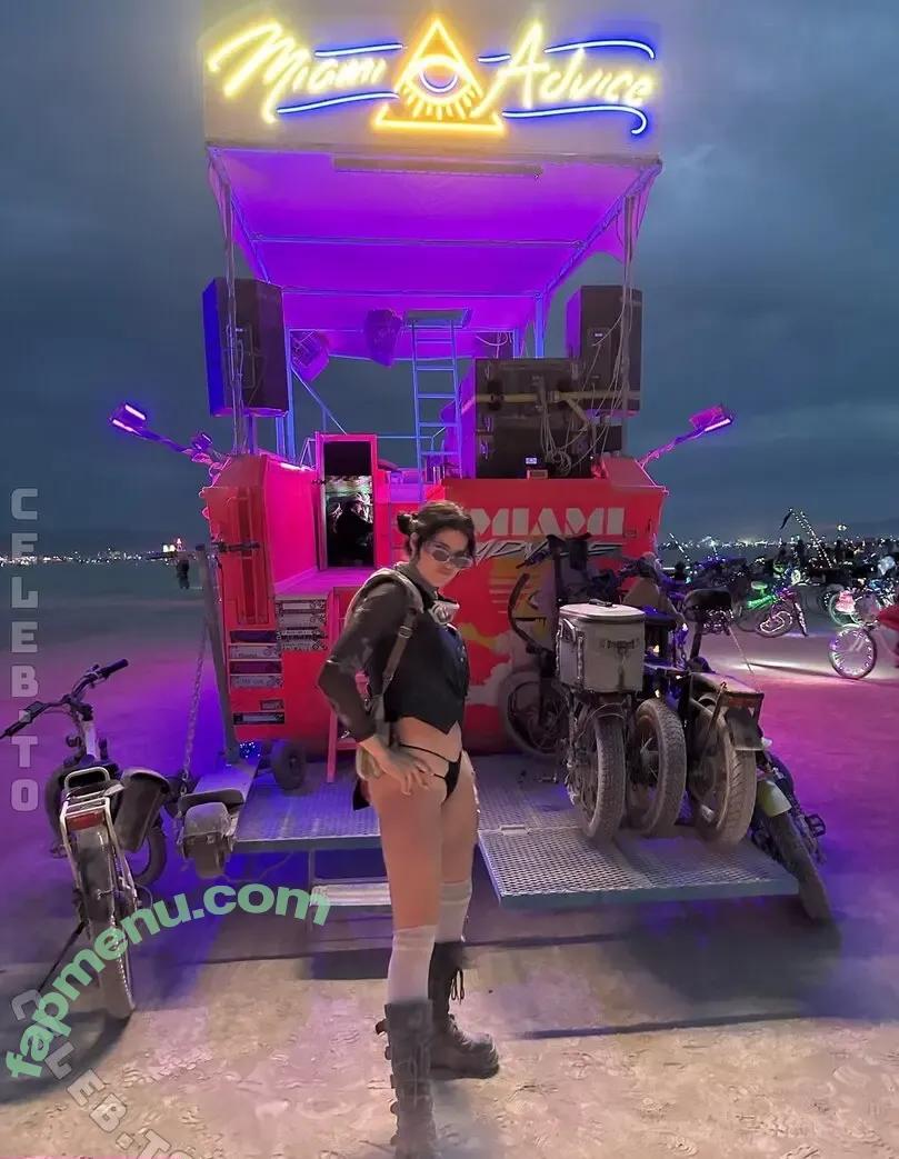 KittyPlays nude photo #0136 (KittyPlays)