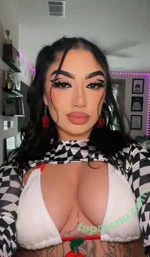  nude photo #0001