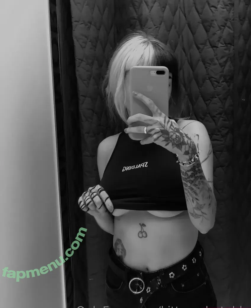 kittyundertable nude photo #0002 (sue.chan)