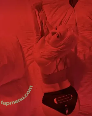 kiwikyy / kiwingy nude photo #0036