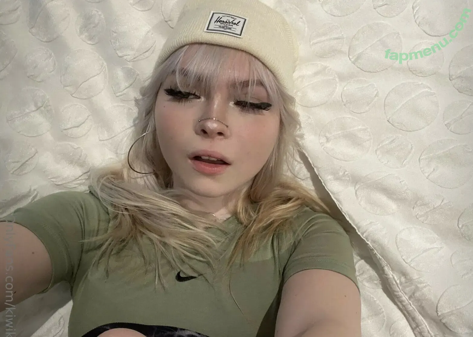 kiwikyy nude photo #0050 (kiwingy)