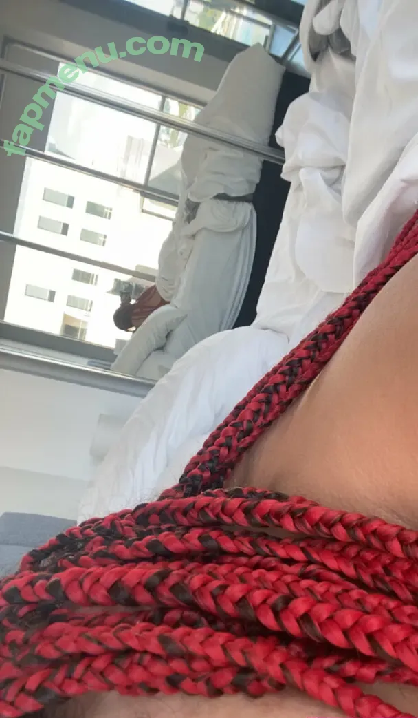 kixshax nude photo #0006 (kishaxshah)