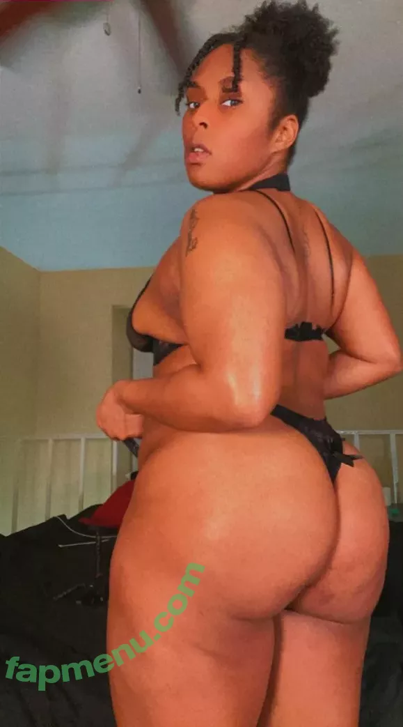 kkartier nude photo #0004 (Karamelkartier / k.kartier_)