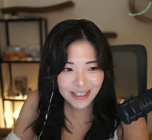 Kkatamina / Miyoung nude photo #0420