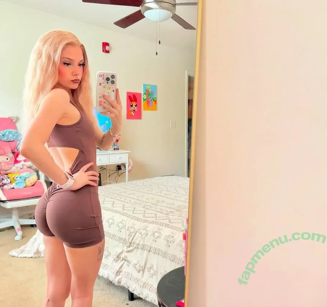 kkelccc nude photo #0001 (Kkelccck)