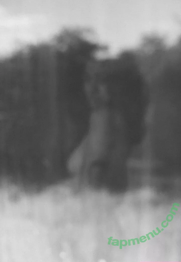 Kkymbb nude photo #0007 (Kkymbb)