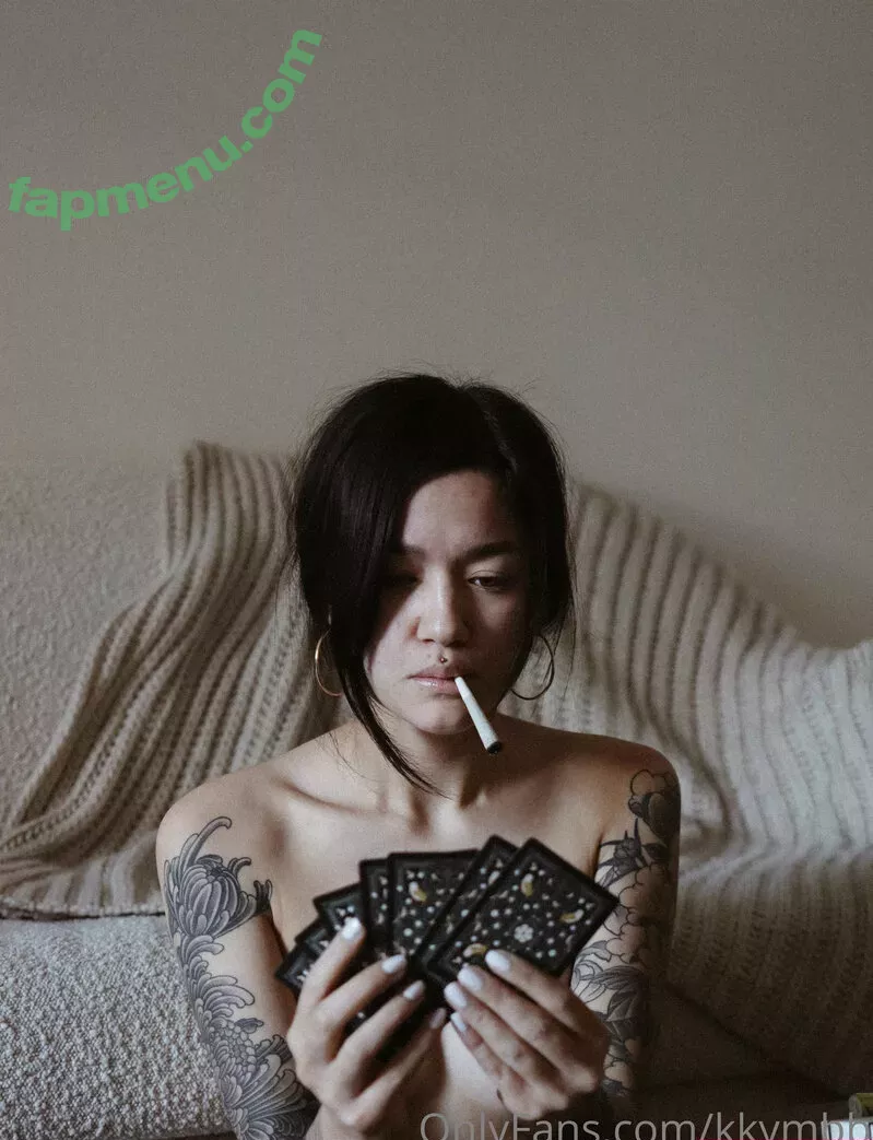 Kkymbb nude photo #0014 (Kkymbb)